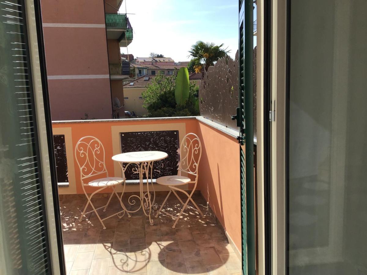 Casa Luigia Rooms Mtb In Finalborgo Bike Room Tour Ebike Trekking Finale Ligure Εξωτερικό φωτογραφία
