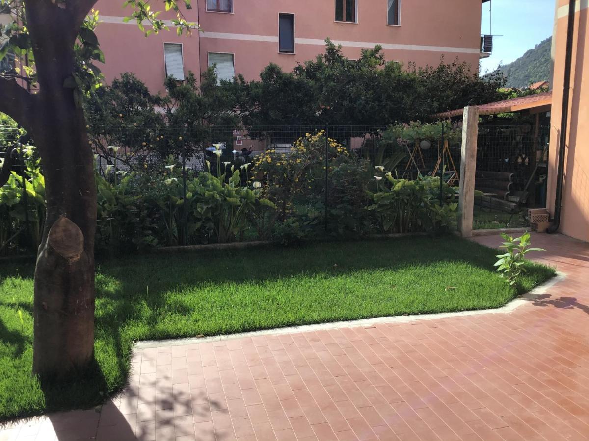 Casa Luigia Rooms Mtb In Finalborgo Bike Room Tour Ebike Trekking Finale Ligure Εξωτερικό φωτογραφία