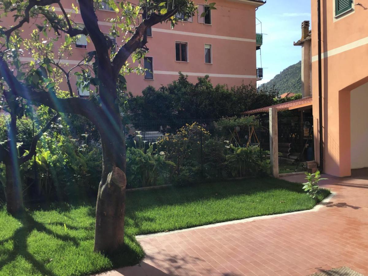 Casa Luigia Rooms Mtb In Finalborgo Bike Room Tour Ebike Trekking Finale Ligure Εξωτερικό φωτογραφία