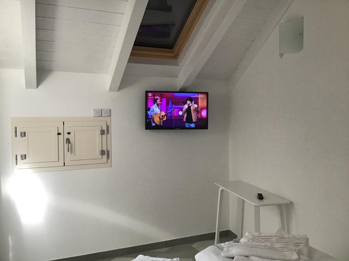 Casa Luigia Rooms Mtb In Finalborgo Bike Room Tour Ebike Trekking Finale Ligure Εξωτερικό φωτογραφία