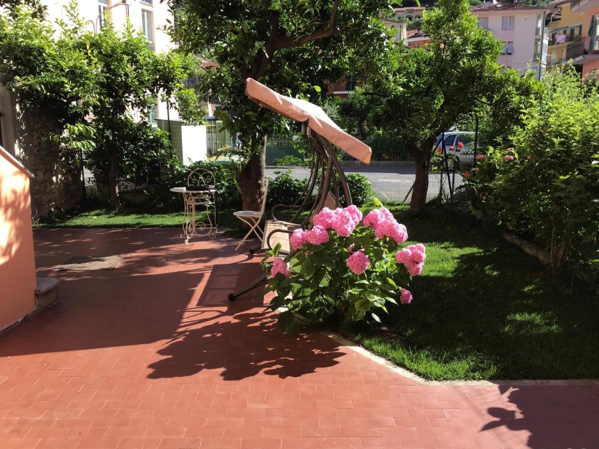 Casa Luigia Rooms Mtb In Finalborgo Bike Room Tour Ebike Trekking Finale Ligure Εξωτερικό φωτογραφία