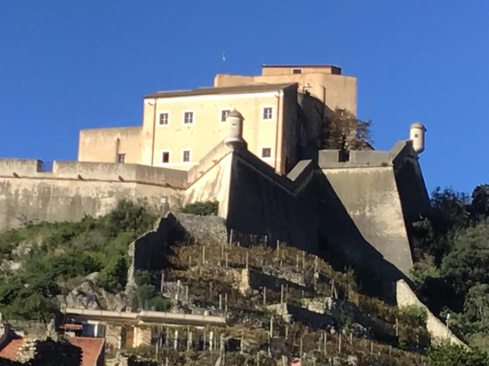 Casa Luigia Rooms Mtb In Finalborgo Bike Room Tour Ebike Trekking Finale Ligure Εξωτερικό φωτογραφία