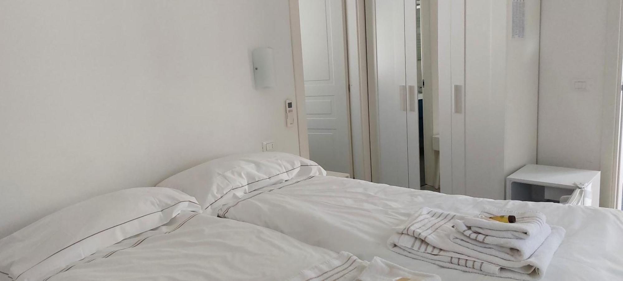 Casa Luigia Rooms Mtb In Finalborgo Bike Room Tour Ebike Trekking Finale Ligure Εξωτερικό φωτογραφία